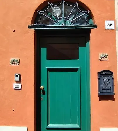 Ideale Per Escursionisti, A Pochi Minuti Dal Mare E Dalle Falesie- Casa Celeste Ferienhaus