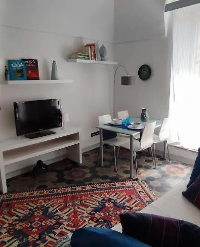 Ideale Per Escursionisti, A Pochi Minuti Dal Mare E Dalle Falesie- Casa Celeste *
