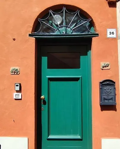 Ideale Per Escursionisti, A Pochi Minuti Dal Mare E Dalle Falesie- Casa Celeste 別荘